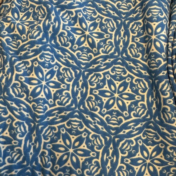 LuLaRoe 4 pack Buttery Soft Leggings NEW Size OS — EXCITING colors PIGS BEARS - Picture 4 of 9